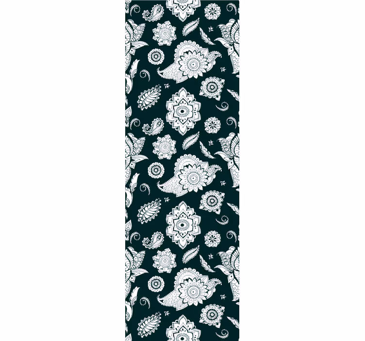 Kitchen roller blind in indian paisley design - TenStickers