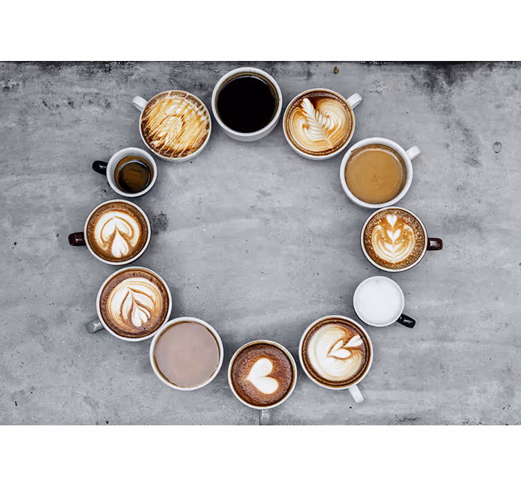 Kitchen roller blind with assorted coffee mugs circle - TenStickers