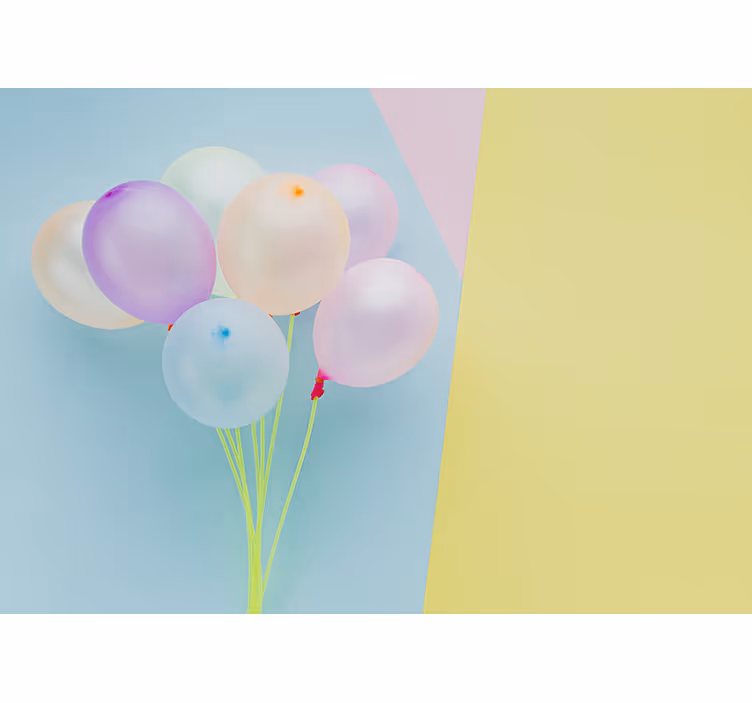 Kids roller blind with modern balloon frame - TenStickers