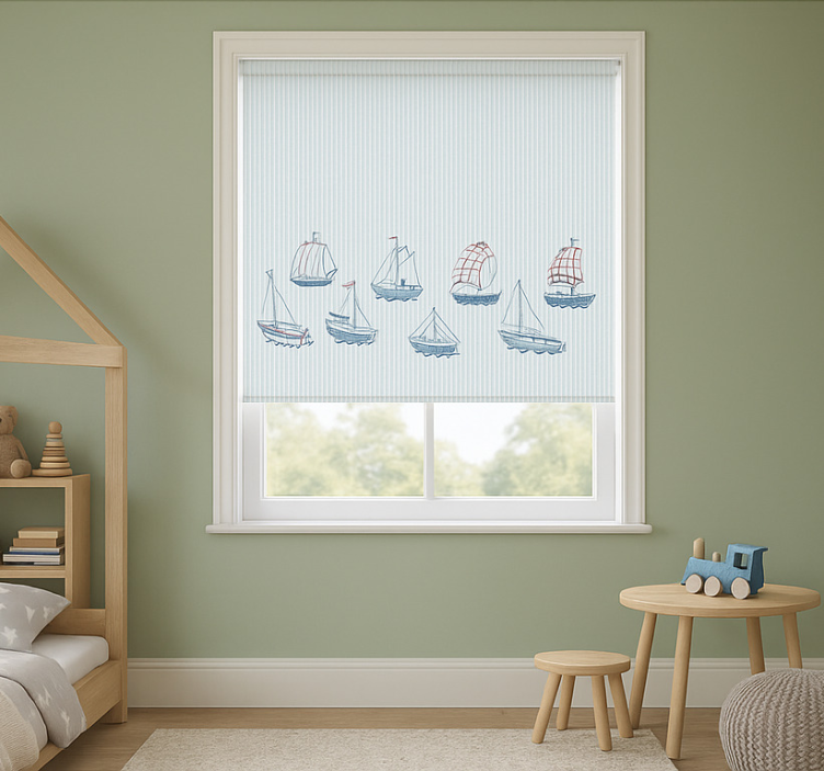 Blue sailing boats kids roller blind - TenStickers