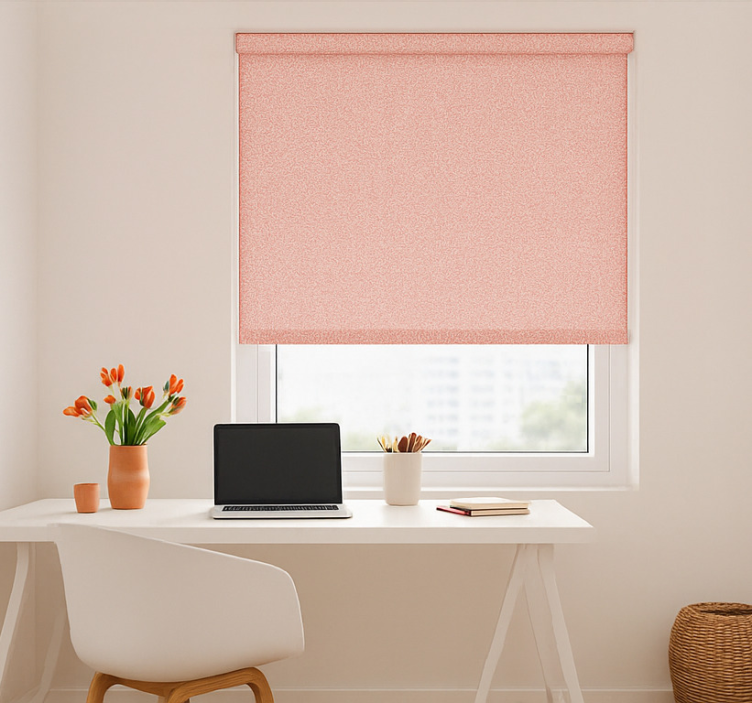 Office roller blind with a cute pink pattern - TenStickers