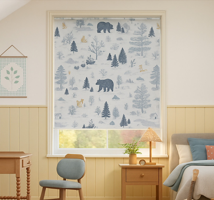 Scandinavian roller blind bear in scandinavian woods - TenStickers