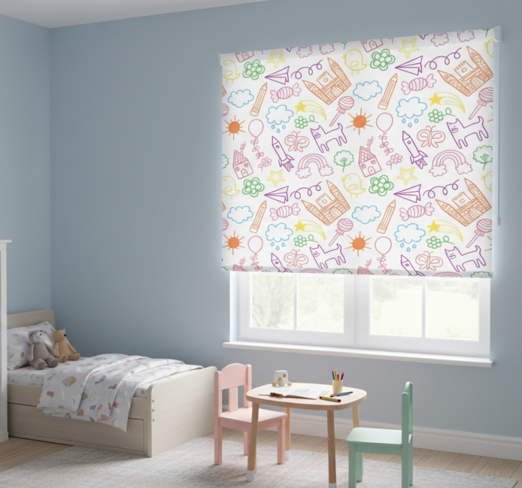 Skandinavian roller blind with playful doodle print - TenStickers