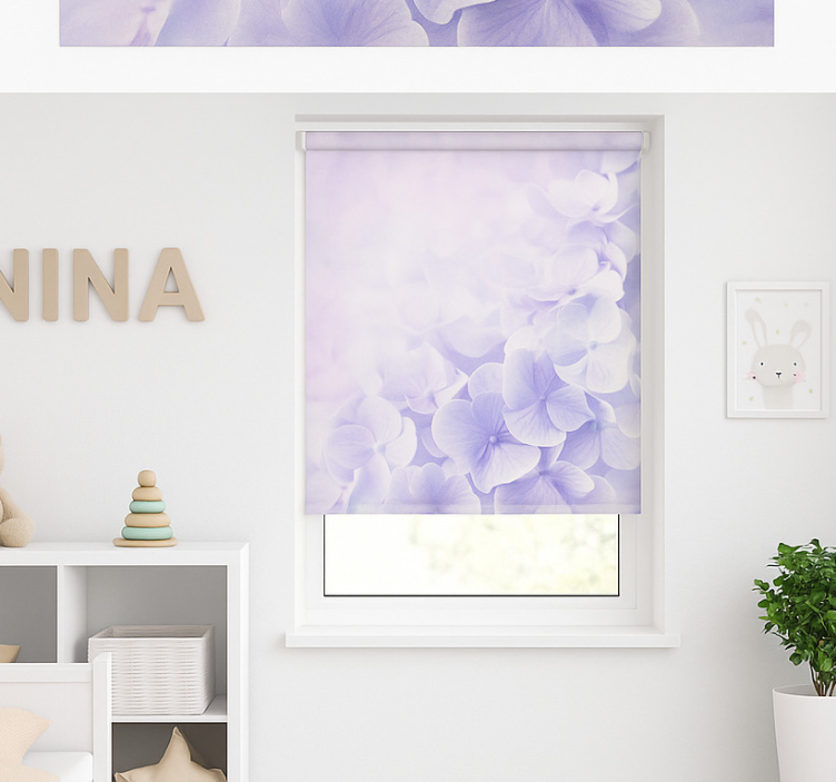 Soft hazy hydrangeas kids roller blind - TenStickers