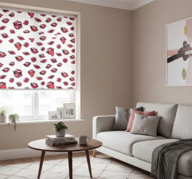 Modern roller blind abstract lips and tongue design - TenStickers