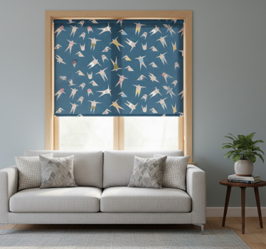 Modern roller blind with swimming figures pattern - TenStickers