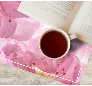 Elegant placemat with gentle floral design - TenStickers