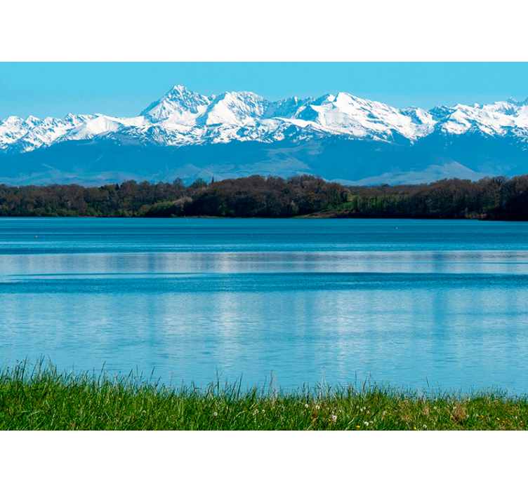 Lake in the Pyrenees Mountain wall mural - TenStickers