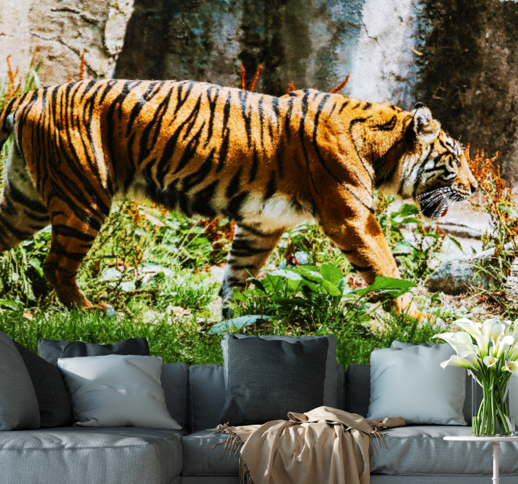 Animal wall mural majestic tiger walking - TenStickers