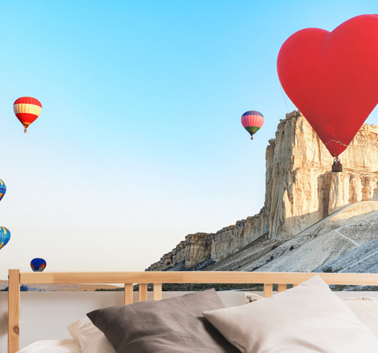 Love wall mural heart-shaped balloon design - TenStickers