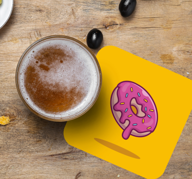 Beer mats pink iced pastry - TenStickers