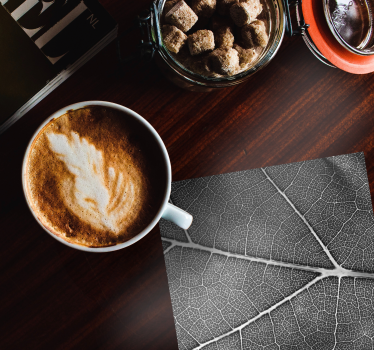 Coasters with detailed leaf design - TenStickers