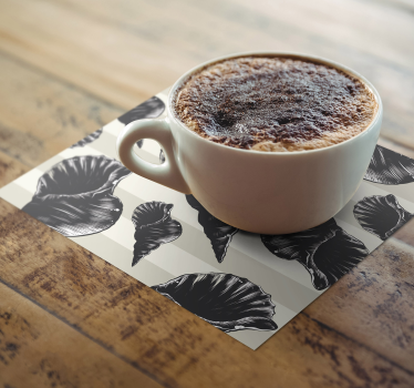Coasters with elegant shell patterns - TenStickers