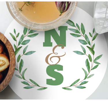 Personalizable coasters with initials in leaf wreath - TenStickers