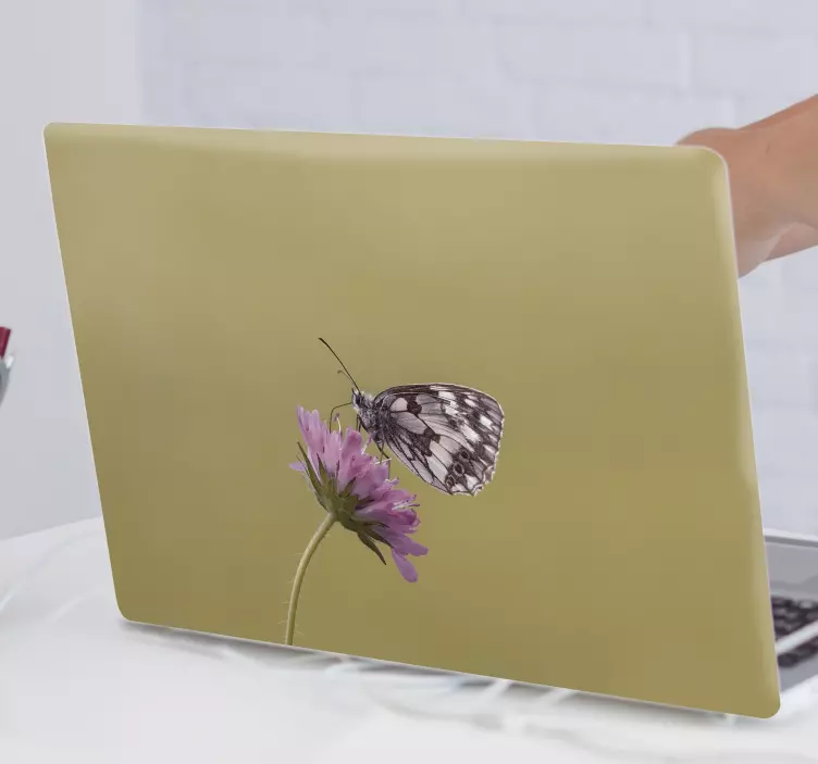 Butterfly on Flower laptop skin - TenStickers