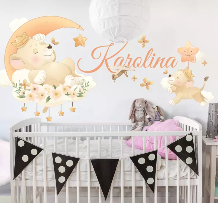 Cute animals lion with name kids bedroom decal - TenStickers