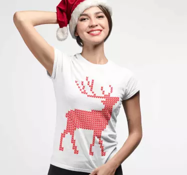Christmas t-shirt with red reindeer design - TenStickers