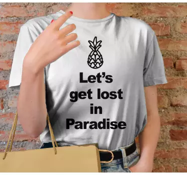 Pineapple paradise t-shirt - TenStickers