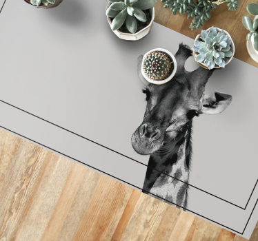 Greyscale Giraffe animal mat - TenStickers